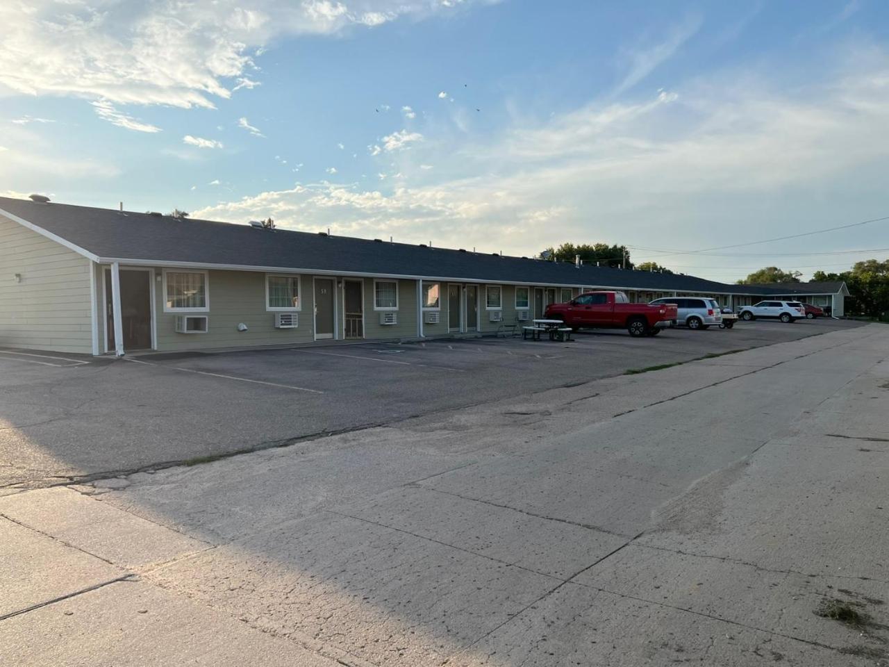 Economy Inn Mccook Eksteriør bilde