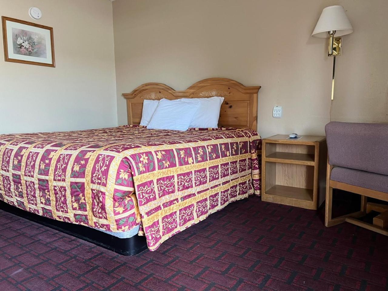Economy Inn Mccook Eksteriør bilde