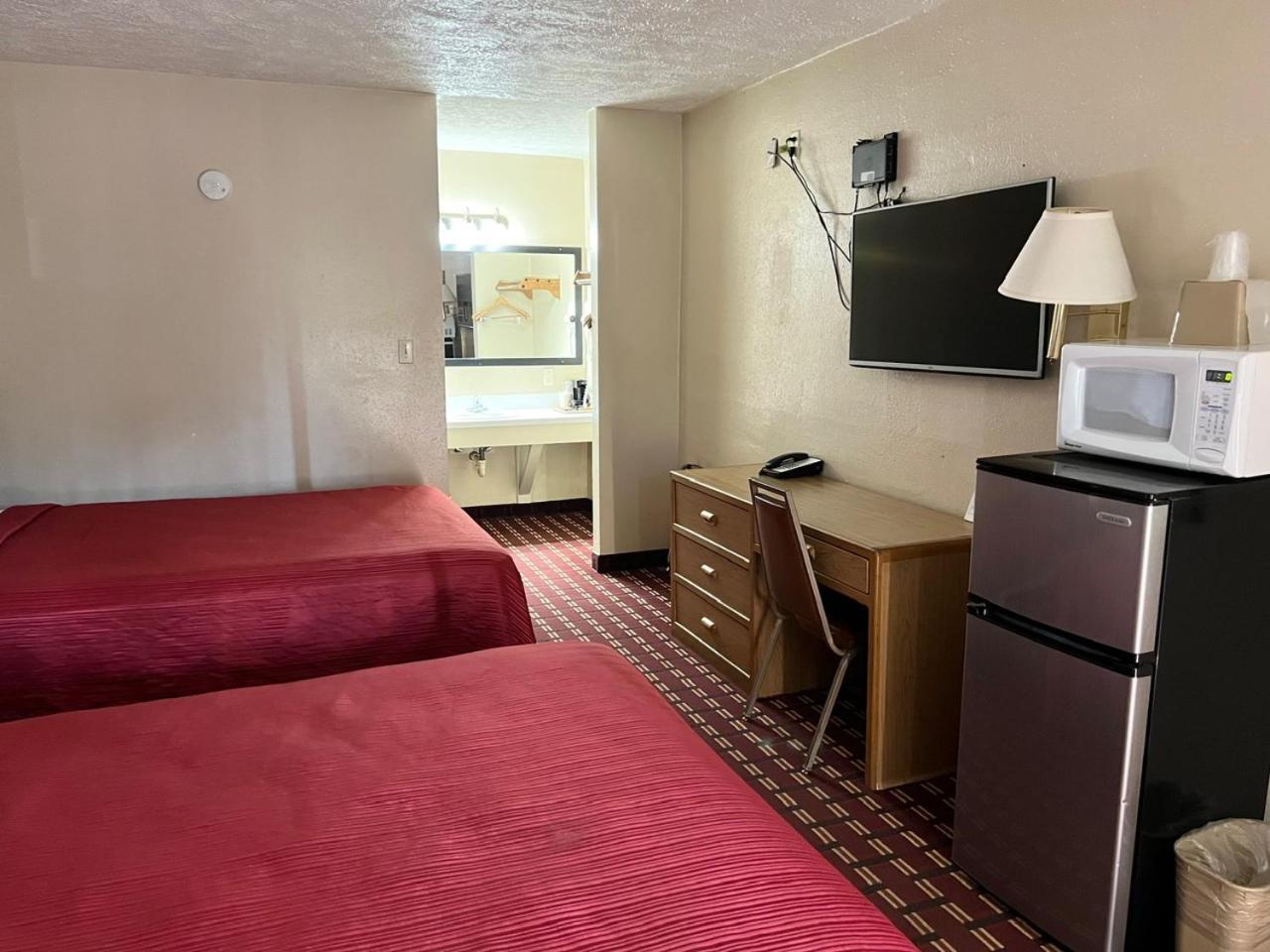 Economy Inn Mccook Eksteriør bilde