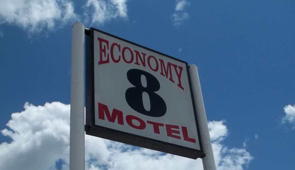 Economy Inn Mccook Eksteriør bilde
